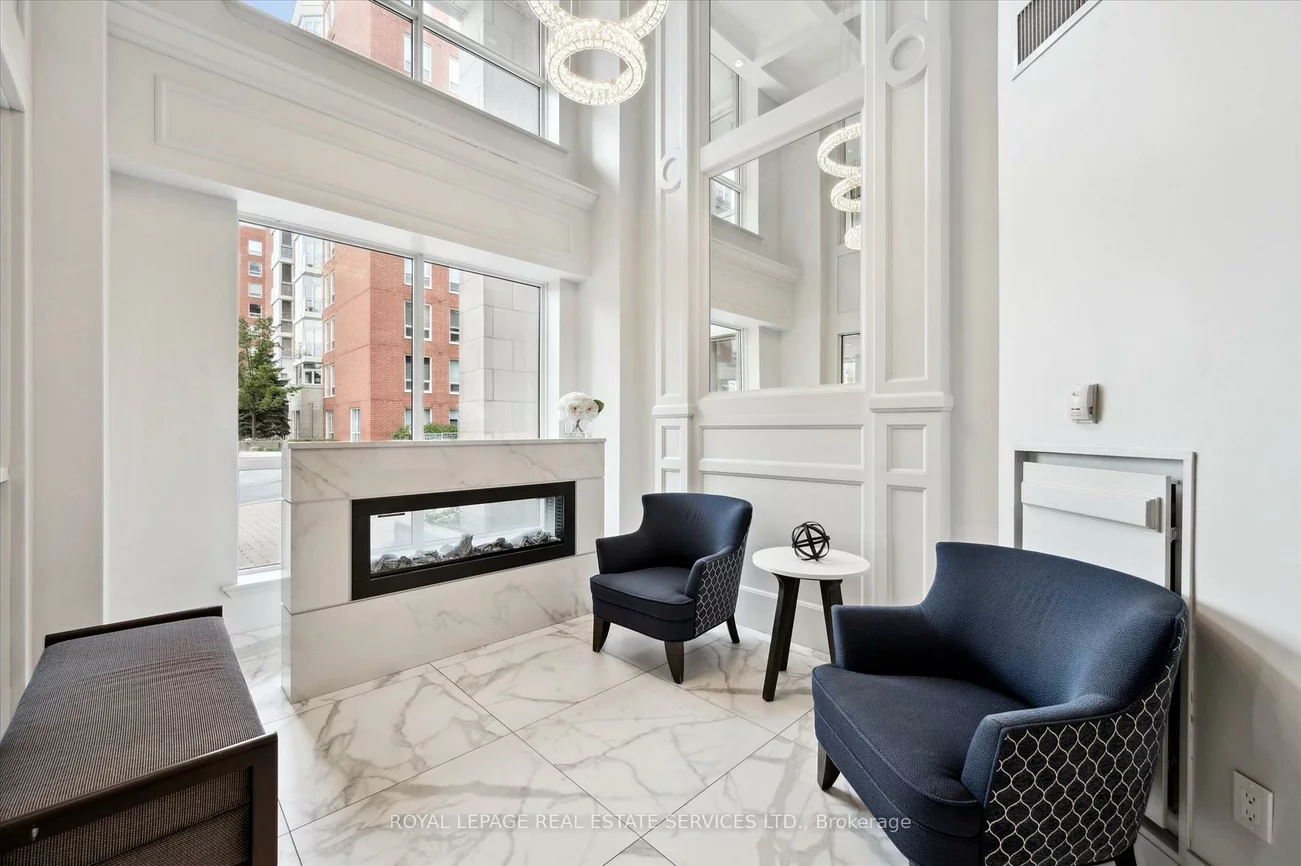 40, Old Mill, 1014 - QE Queen Elizabeth, Oakville
