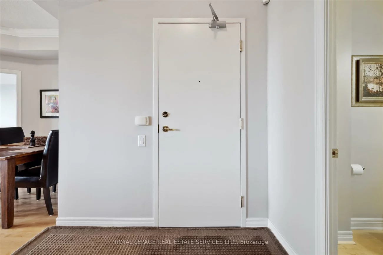 40, Old Mill, 1014 - QE Queen Elizabeth, Oakville