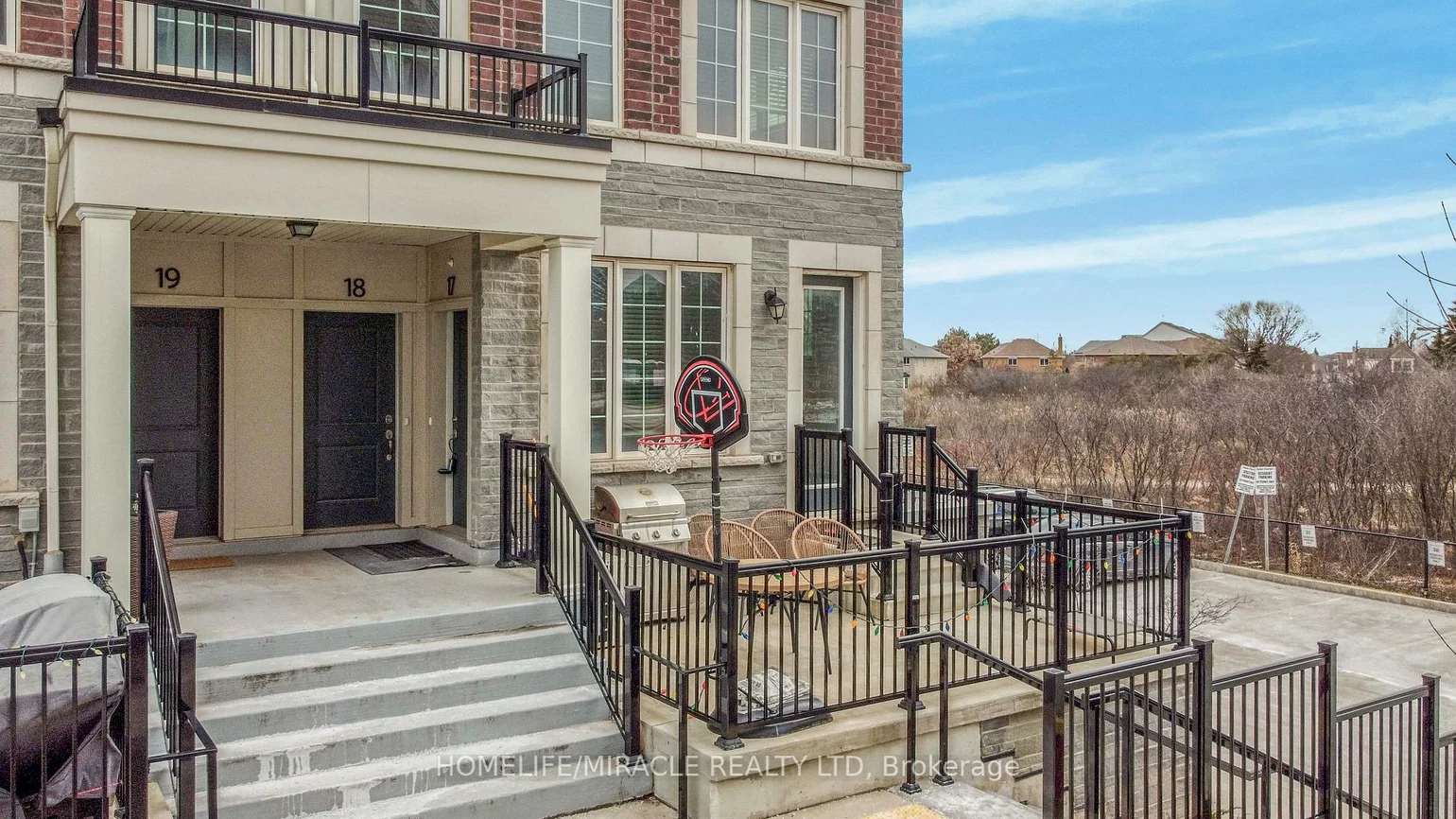 2199, Lillykin, 1015 - RO River Oaks, Oakville