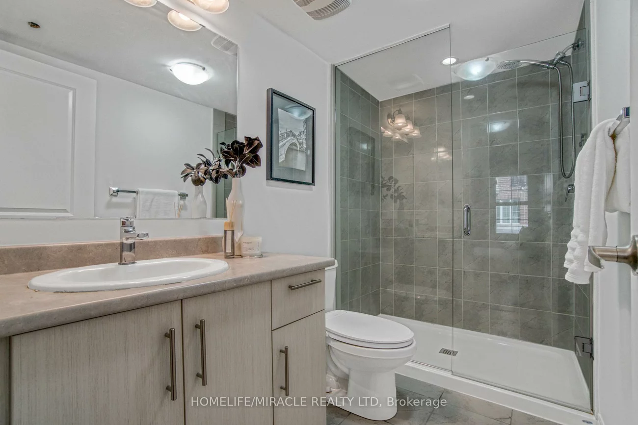 2199, Lillykin, 1015 - RO River Oaks, Oakville