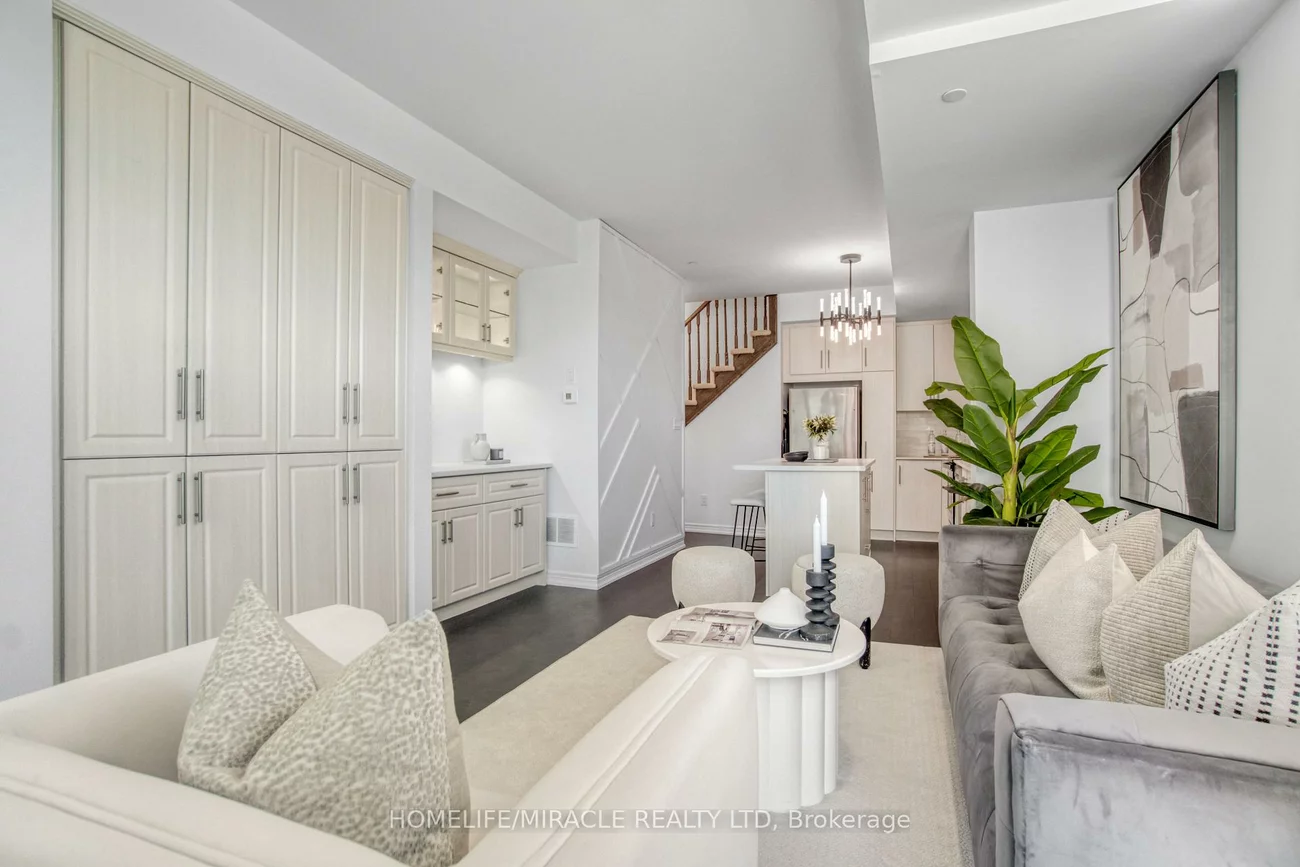 2199, Lillykin, 1015 - RO River Oaks, Oakville