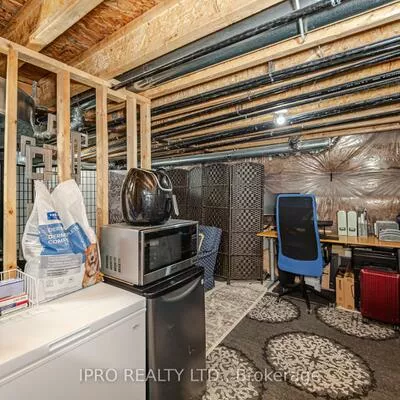 2420, Baronwood, 1019 - WM Westmount, Oakville