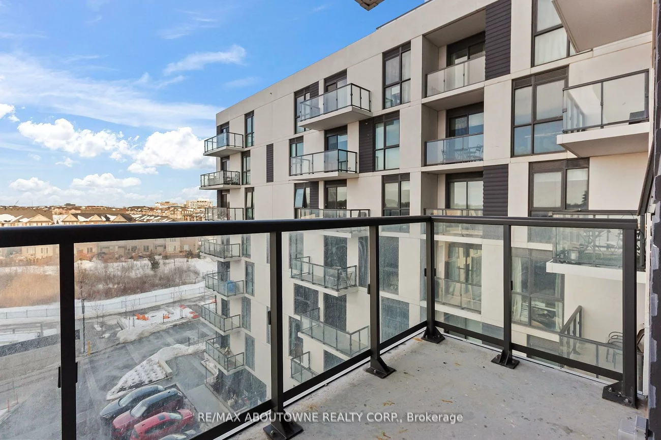 335, Wheat Boom, 1010 - JM Joshua Meadows, Oakville