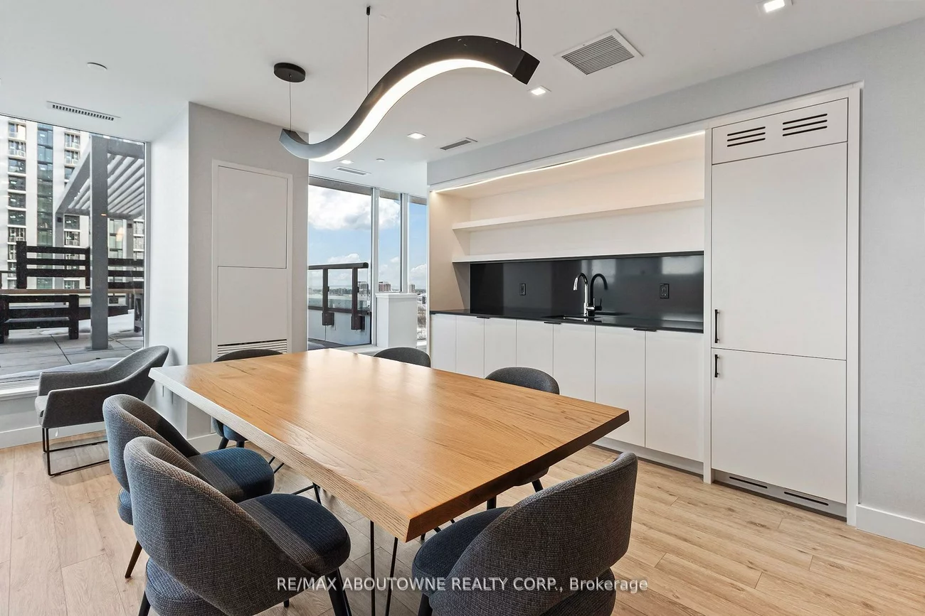 335, Wheat Boom, 1010 - JM Joshua Meadows, Oakville