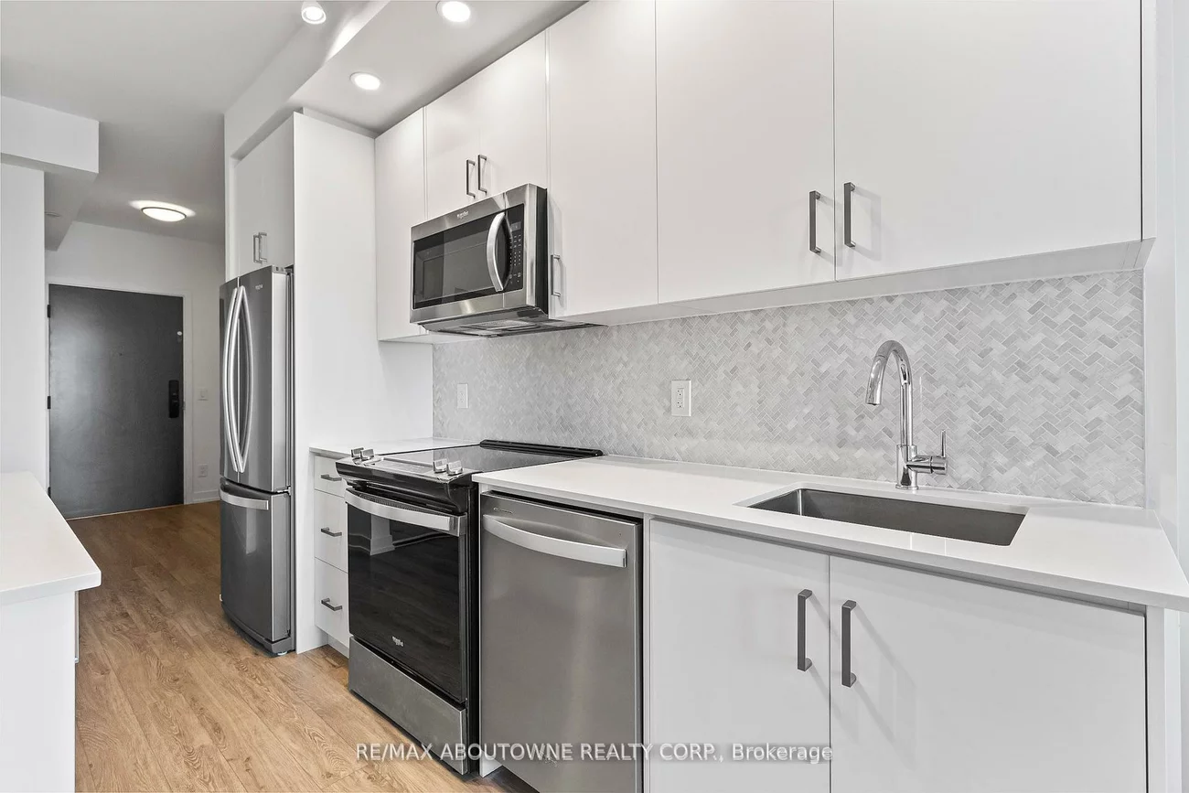 335, Wheat Boom, 1010 - JM Joshua Meadows, Oakville
