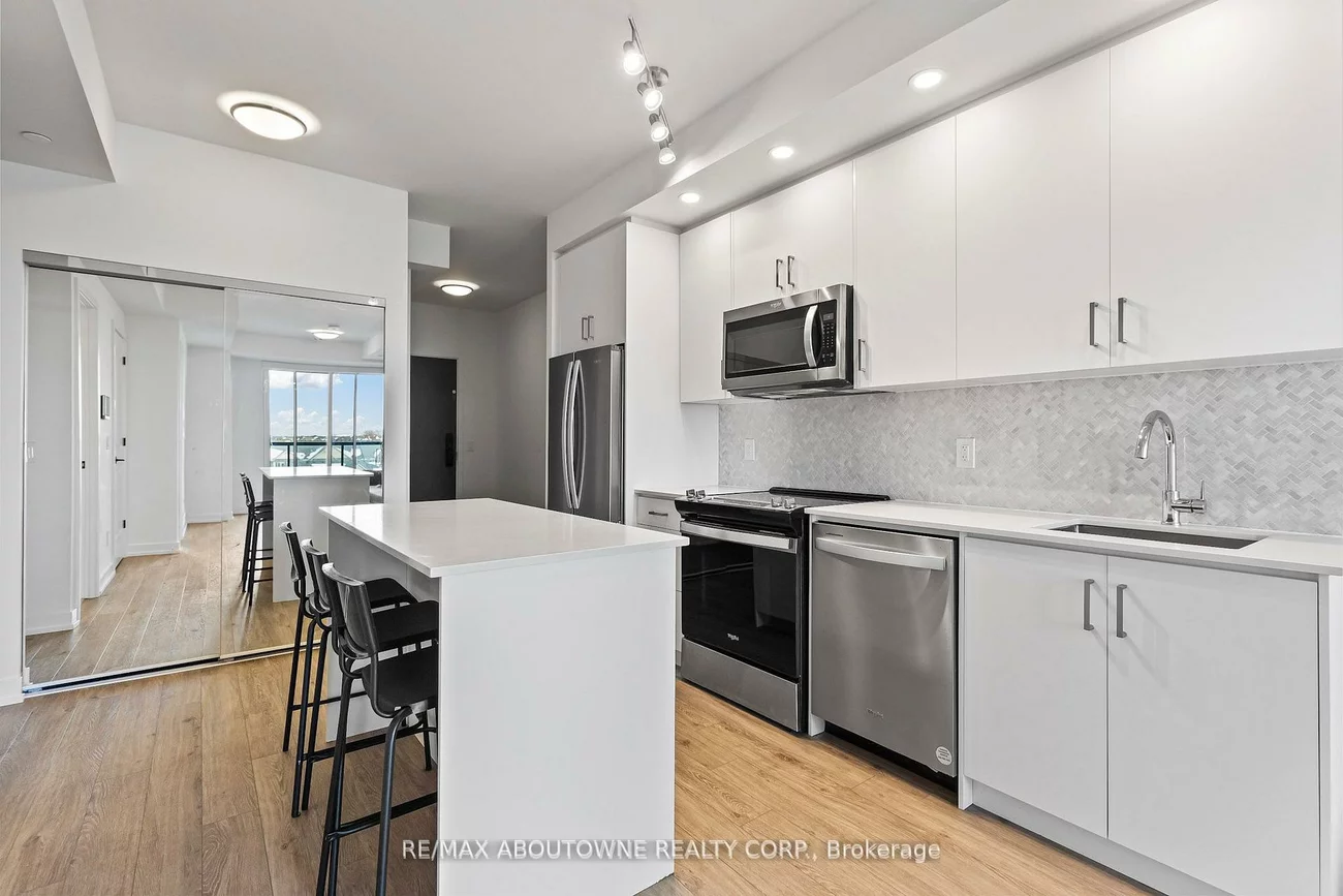 335, Wheat Boom, 1010 - JM Joshua Meadows, Oakville