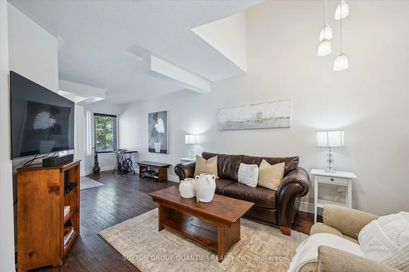 1240, Westview, 1022 - WT West Oak Trails, Oakville
