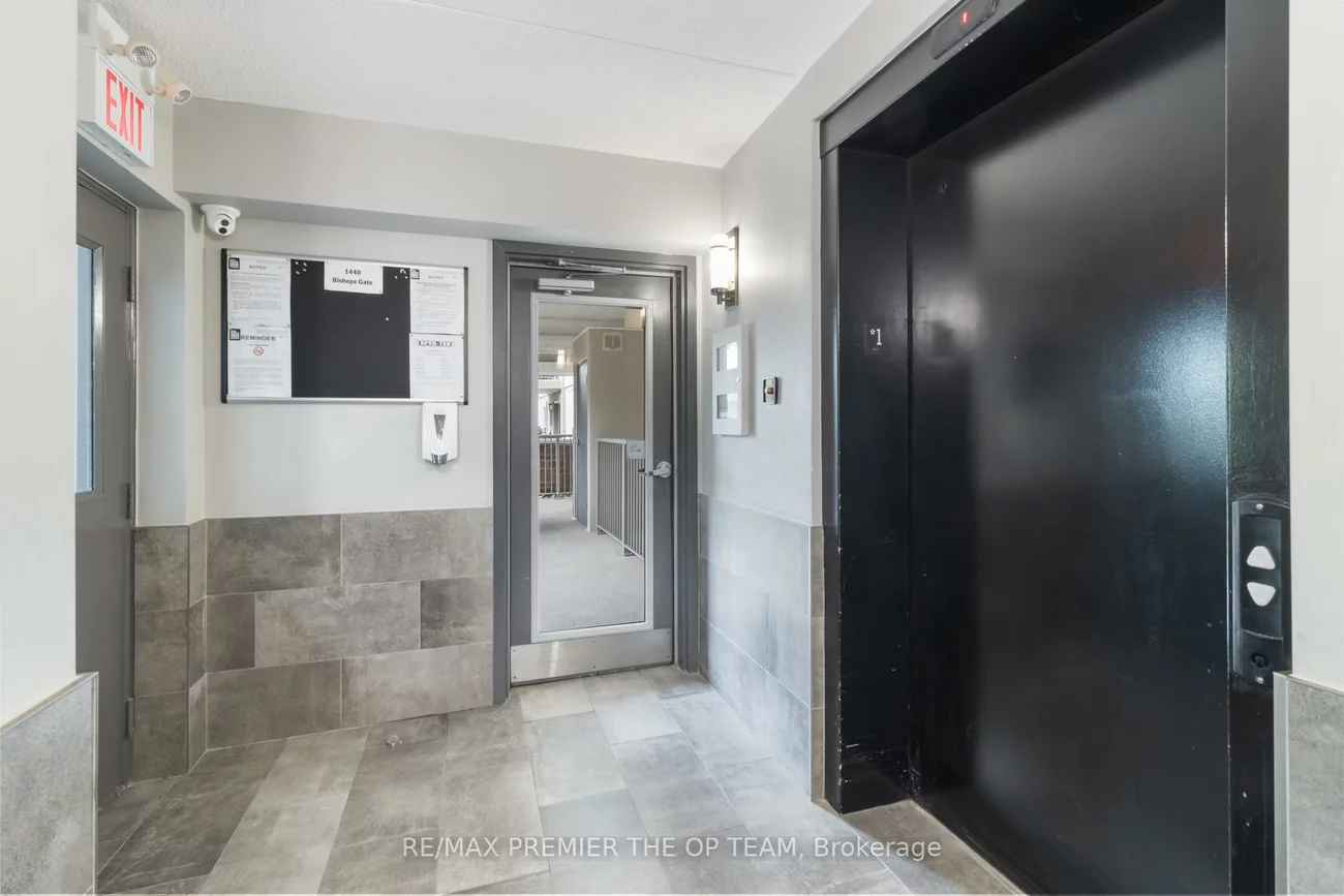 1440, Bishops, 1007 - GA Glen Abbey, Oakville