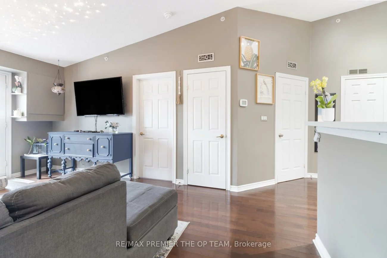 1440, Bishops, 1007 - GA Glen Abbey, Oakville