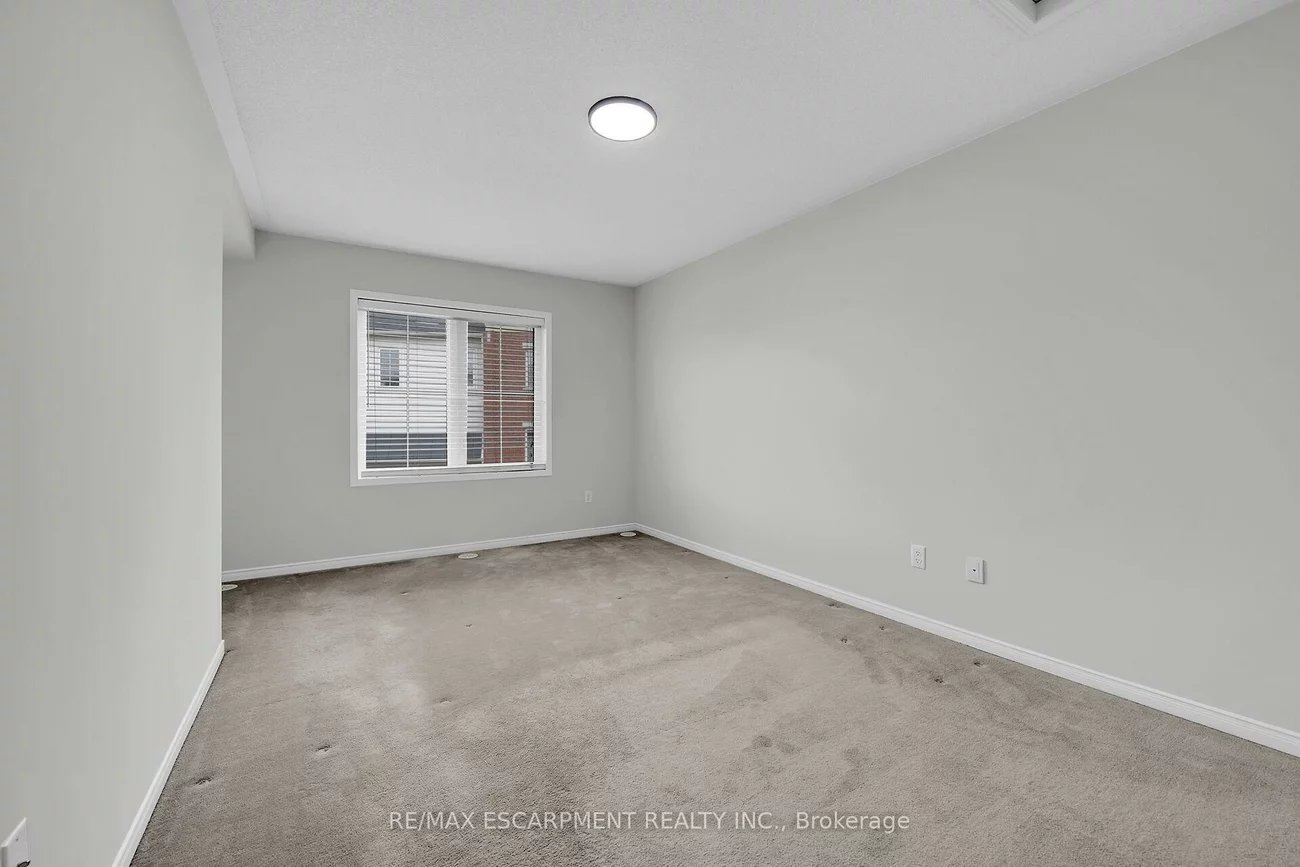 35, Hays, 1015 - RO River Oaks, Oakville