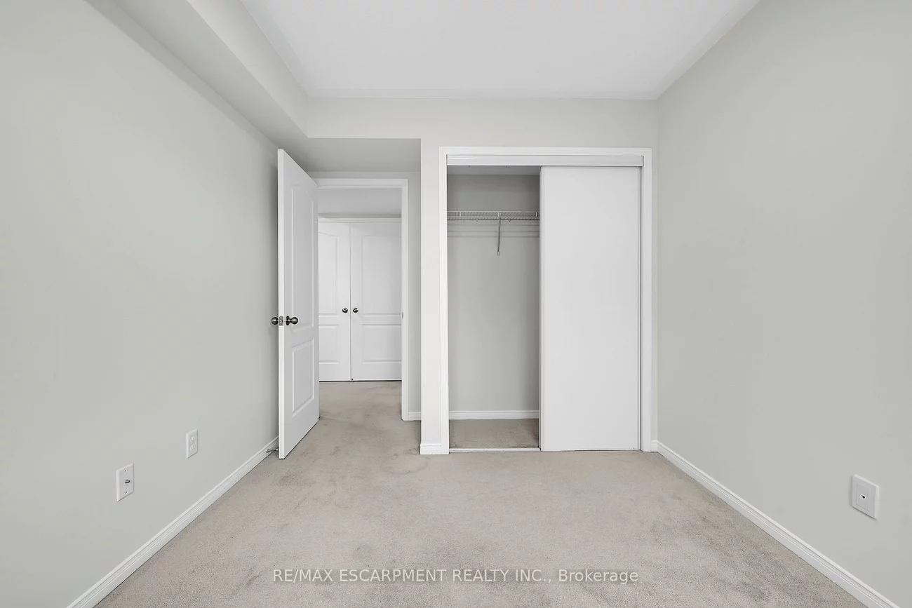 35, Hays, 1015 - RO River Oaks, Oakville