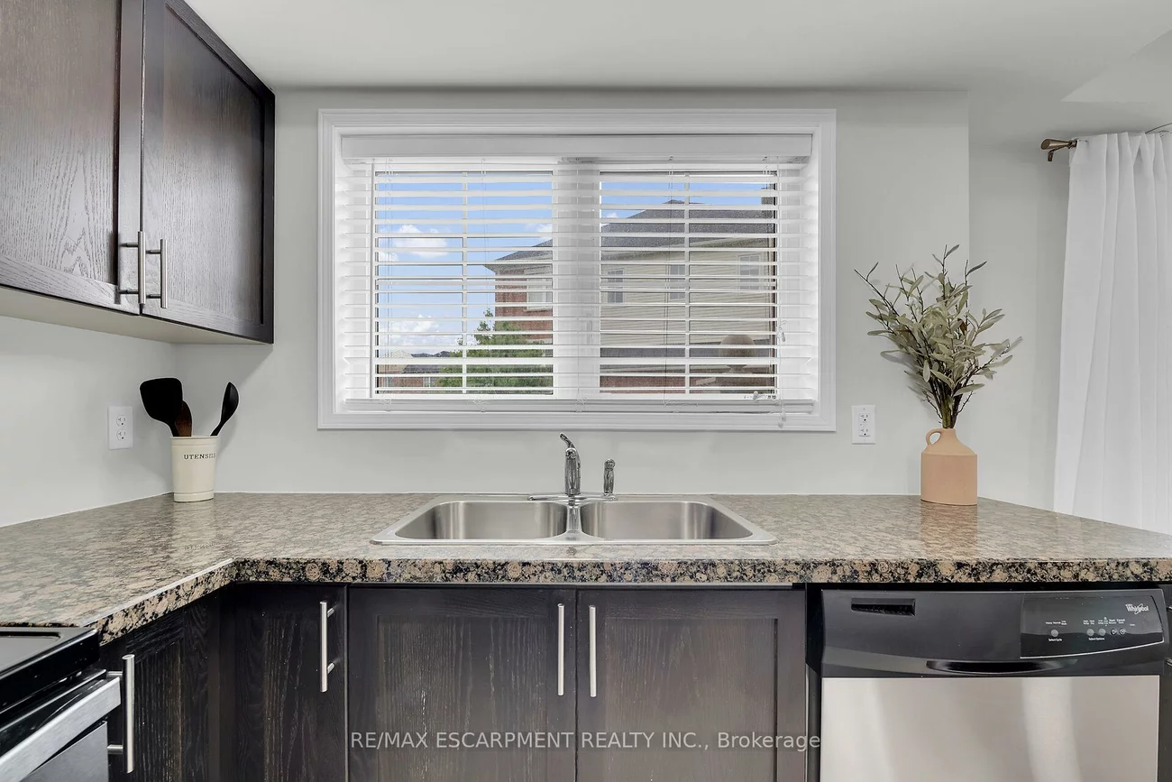 35, Hays, 1015 - RO River Oaks, Oakville