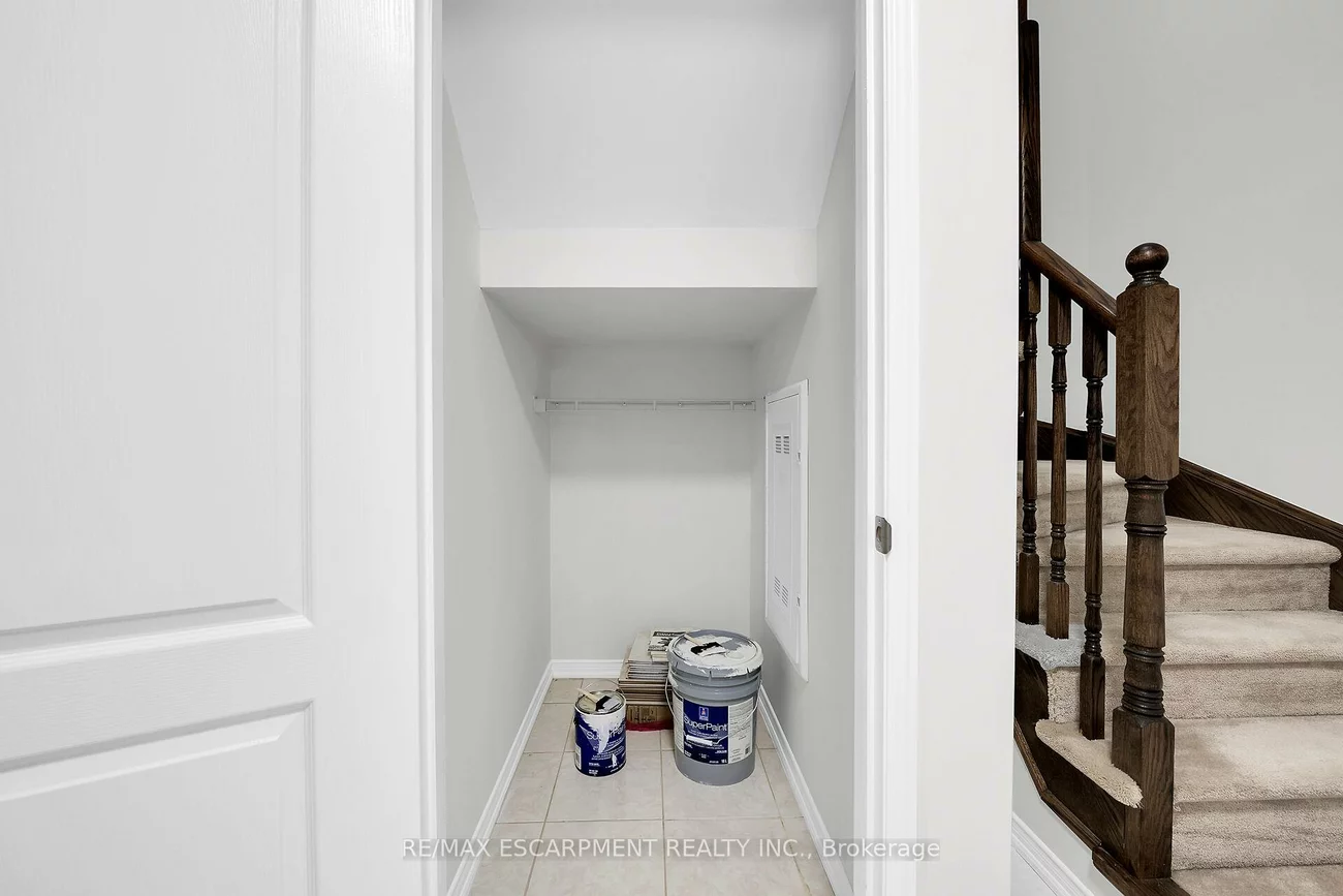 35, Hays, 1015 - RO River Oaks, Oakville