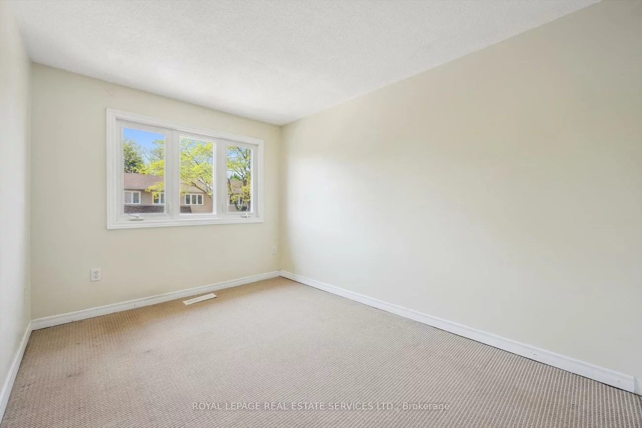 2244, Marine, 1001 - BR Bronte, Oakville