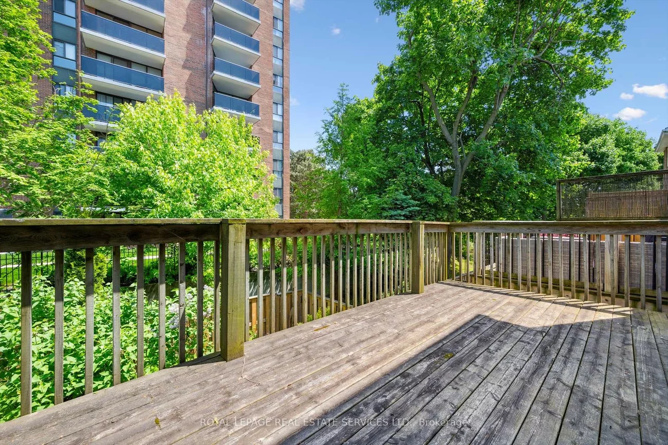 2244, Marine, 1001 - BR Bronte, Oakville
