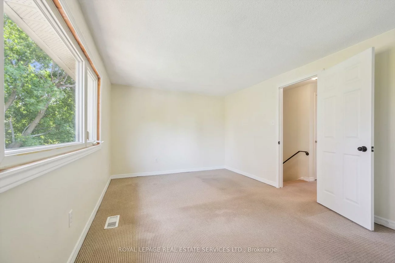 2244, Marine, 1001 - BR Bronte, Oakville