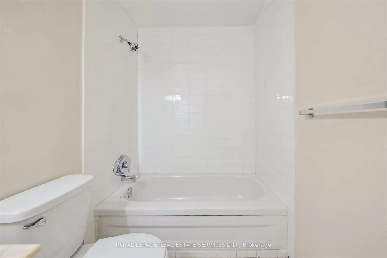 2244, Marine, 1001 - BR Bronte, Oakville