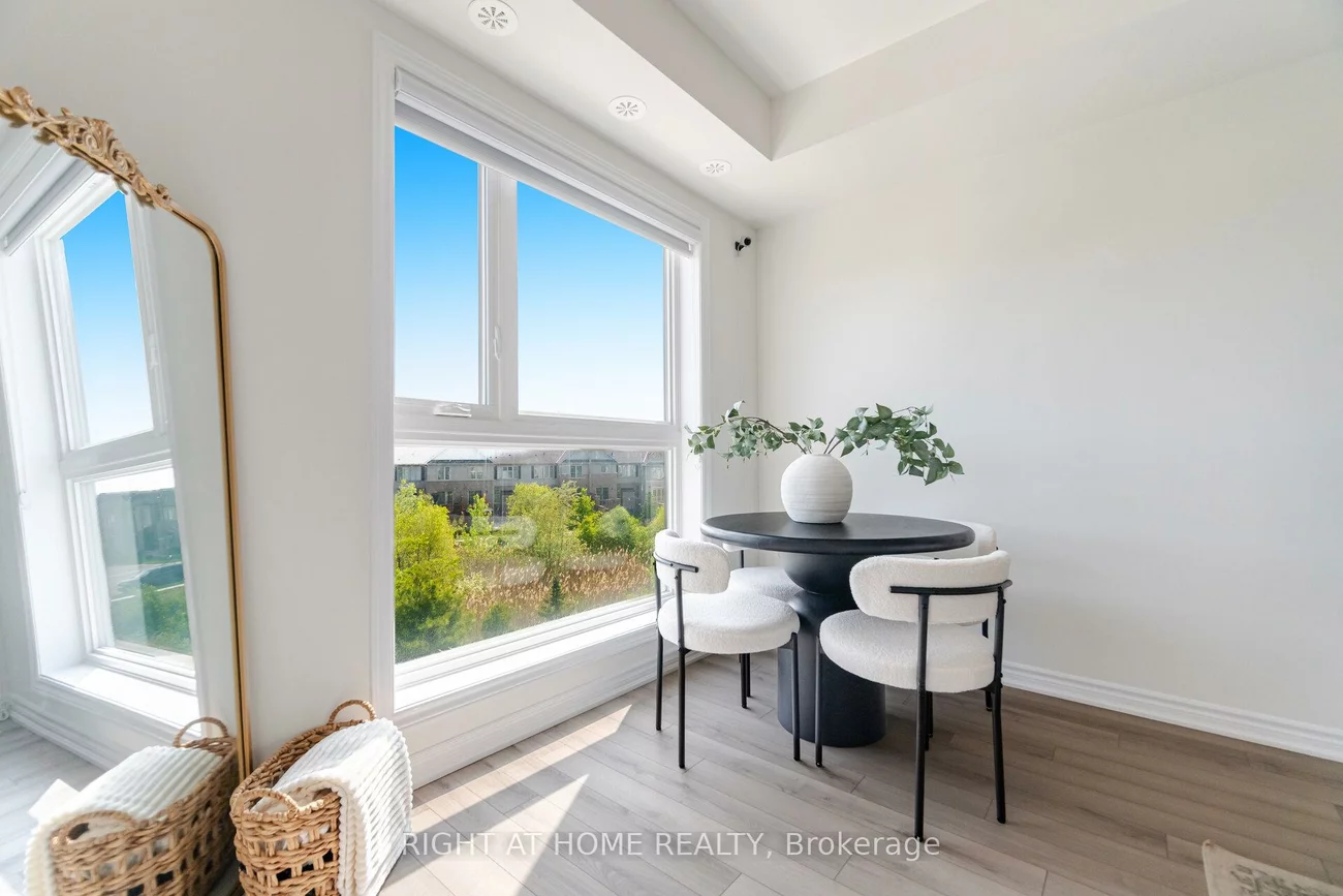 349, Wheat Boom, 1010 - JM Joshua Meadows, Oakville