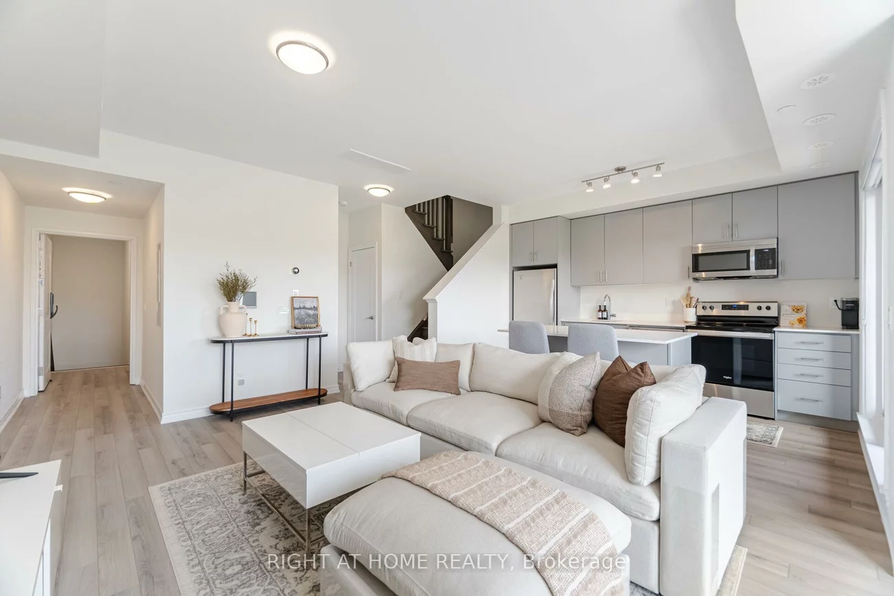 349, Wheat Boom, 1010 - JM Joshua Meadows, Oakville