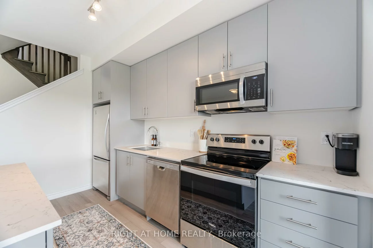 349, Wheat Boom, 1010 - JM Joshua Meadows, Oakville