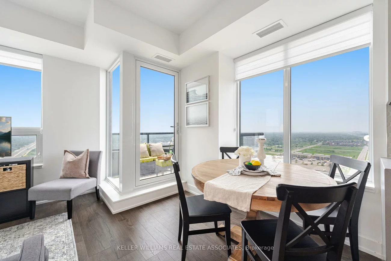 297, Oak Walk, 1015 - RO River Oaks, Oakville