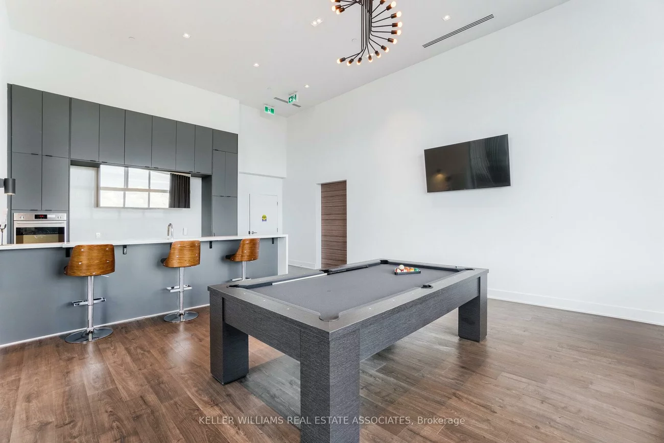 297, Oak Walk, 1015 - RO River Oaks, Oakville