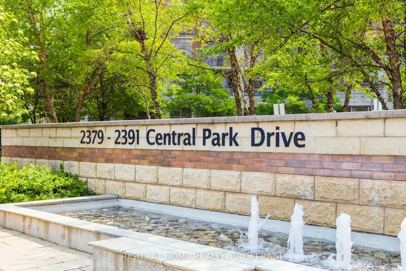 2391, Central Park, 1015 - RO River Oaks, Oakville