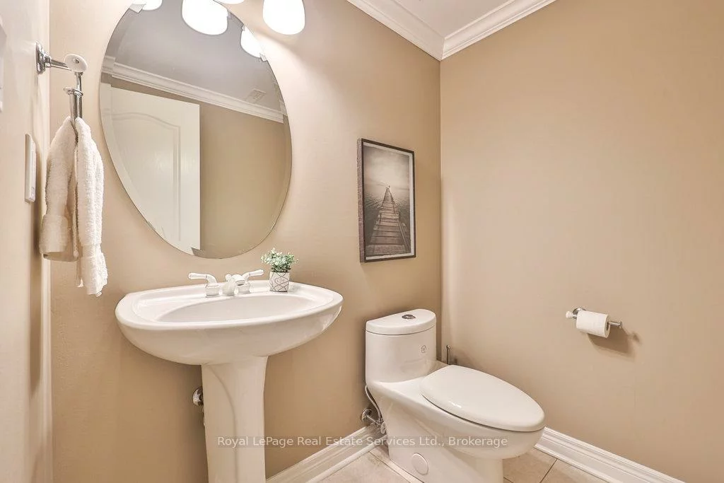 2400, Neyagawa, 1015 - RO River Oaks, Oakville