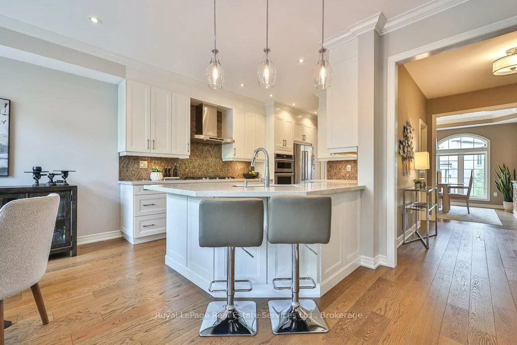 2400, Neyagawa, 1015 - RO River Oaks, Oakville