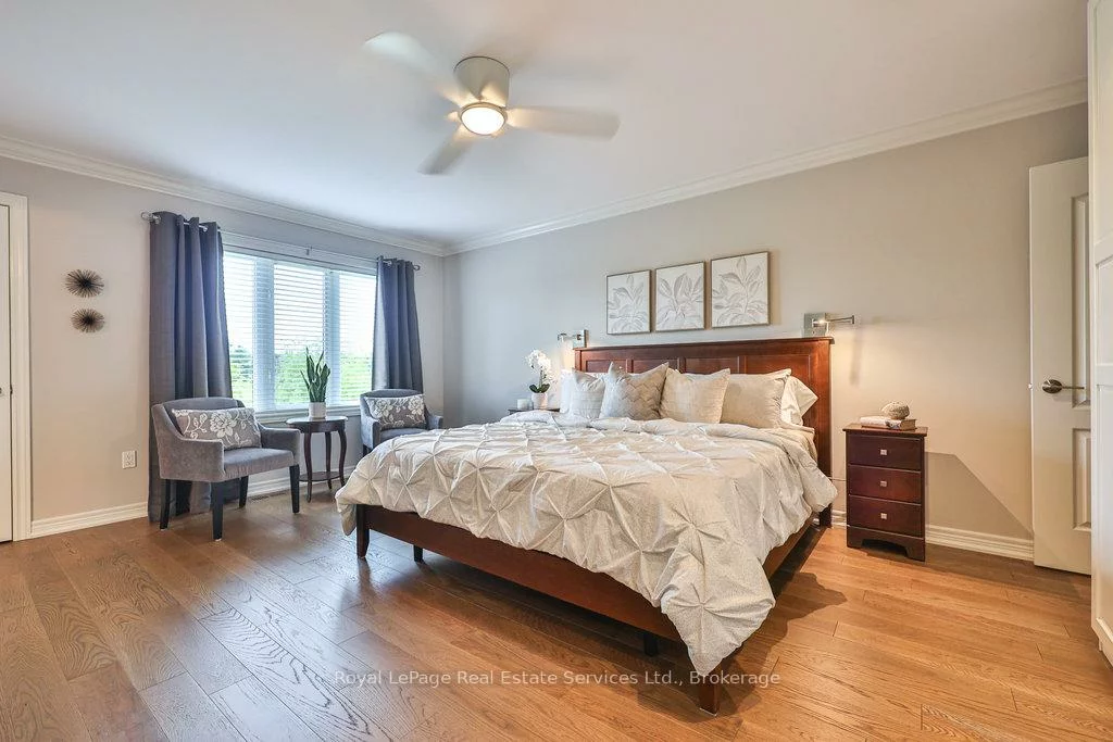 2400, Neyagawa, 1015 - RO River Oaks, Oakville