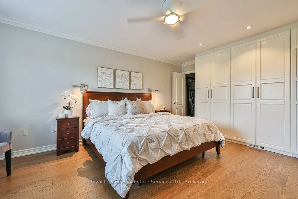 2400, Neyagawa, 1015 - RO River Oaks, Oakville