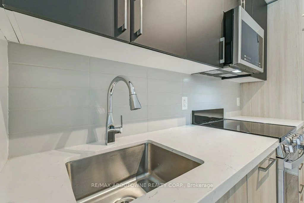 2450, Old Bronte, 1019 - WM Westmount, Oakville