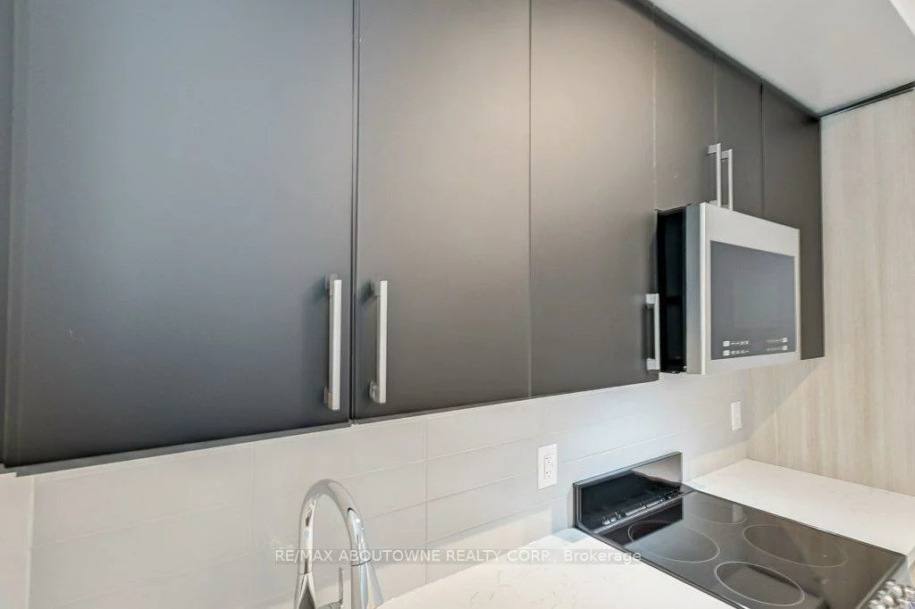 2450, Old Bronte, 1019 - WM Westmount, Oakville