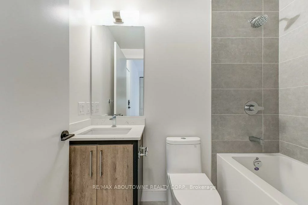 2450, Old Bronte, 1019 - WM Westmount, Oakville