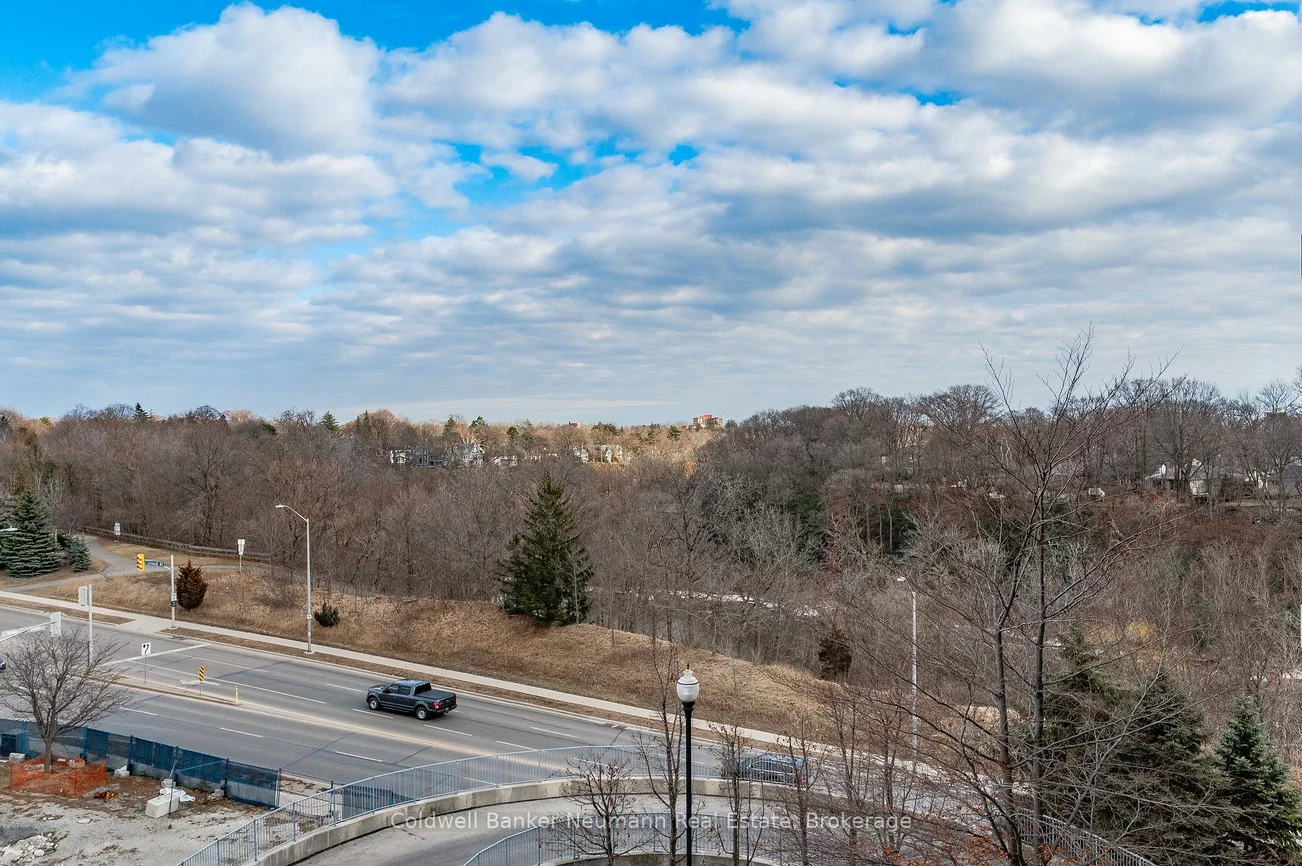 60, Old Mill, 1014 - QE Queen Elizabeth, Oakville