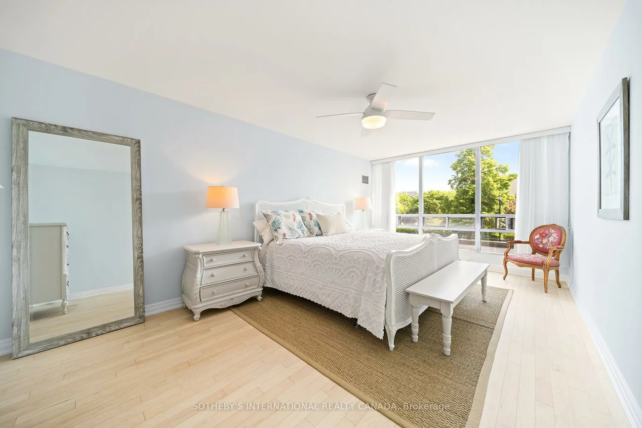 2170, Marine, 1001 - BR Bronte, Oakville