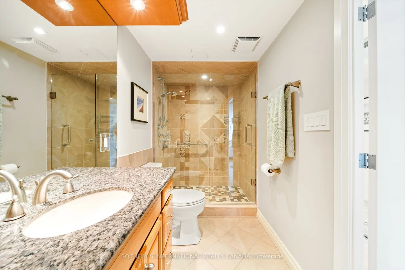 2170, Marine, 1001 - BR Bronte, Oakville