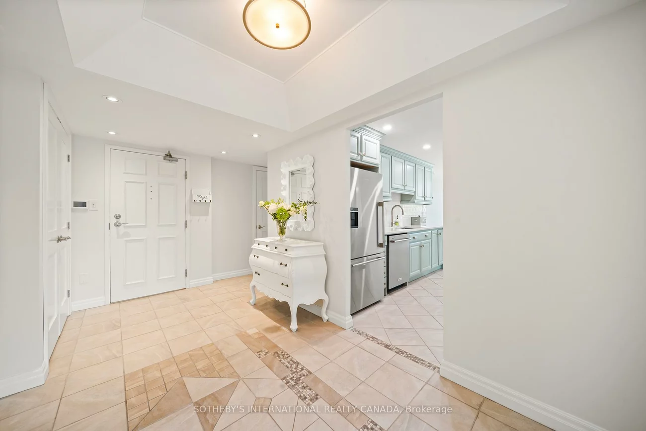 2170, Marine, 1001 - BR Bronte, Oakville