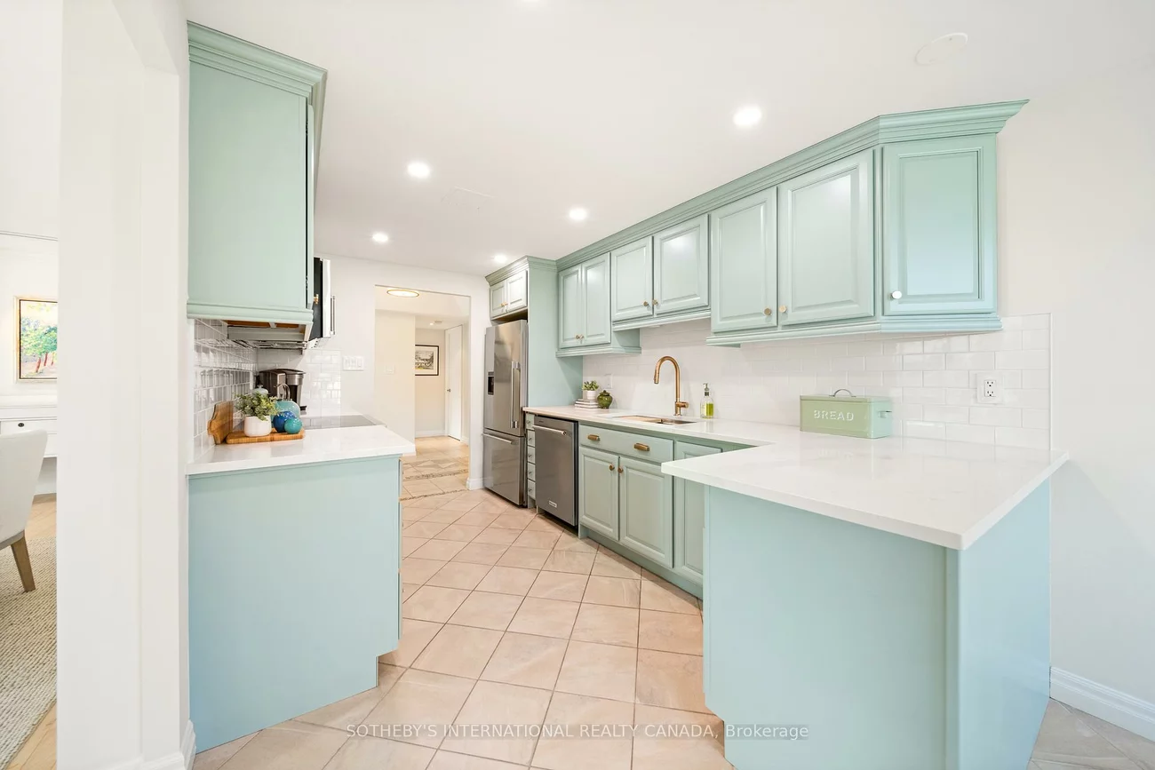 2170, Marine, 1001 - BR Bronte, Oakville
