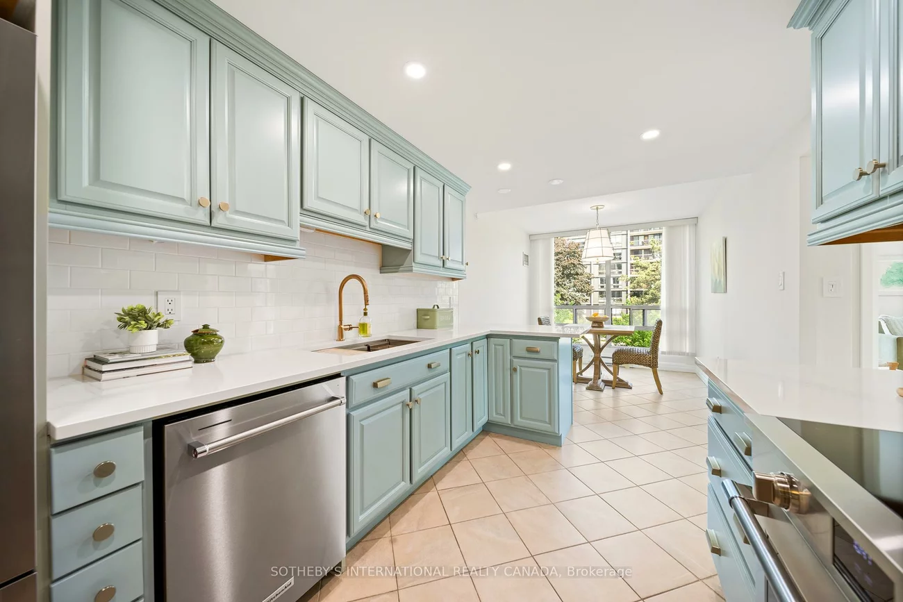2170, Marine, 1001 - BR Bronte, Oakville