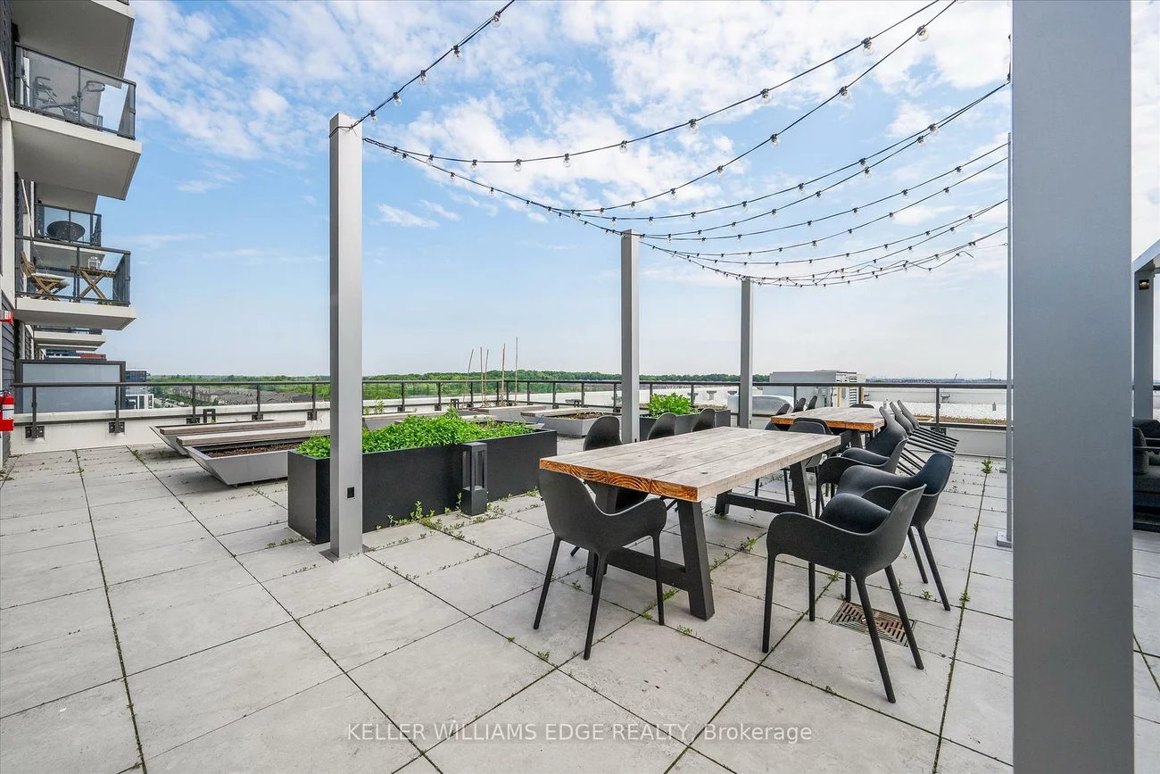 335, Wheat Boom, 1010 - JM Joshua Meadows, Oakville