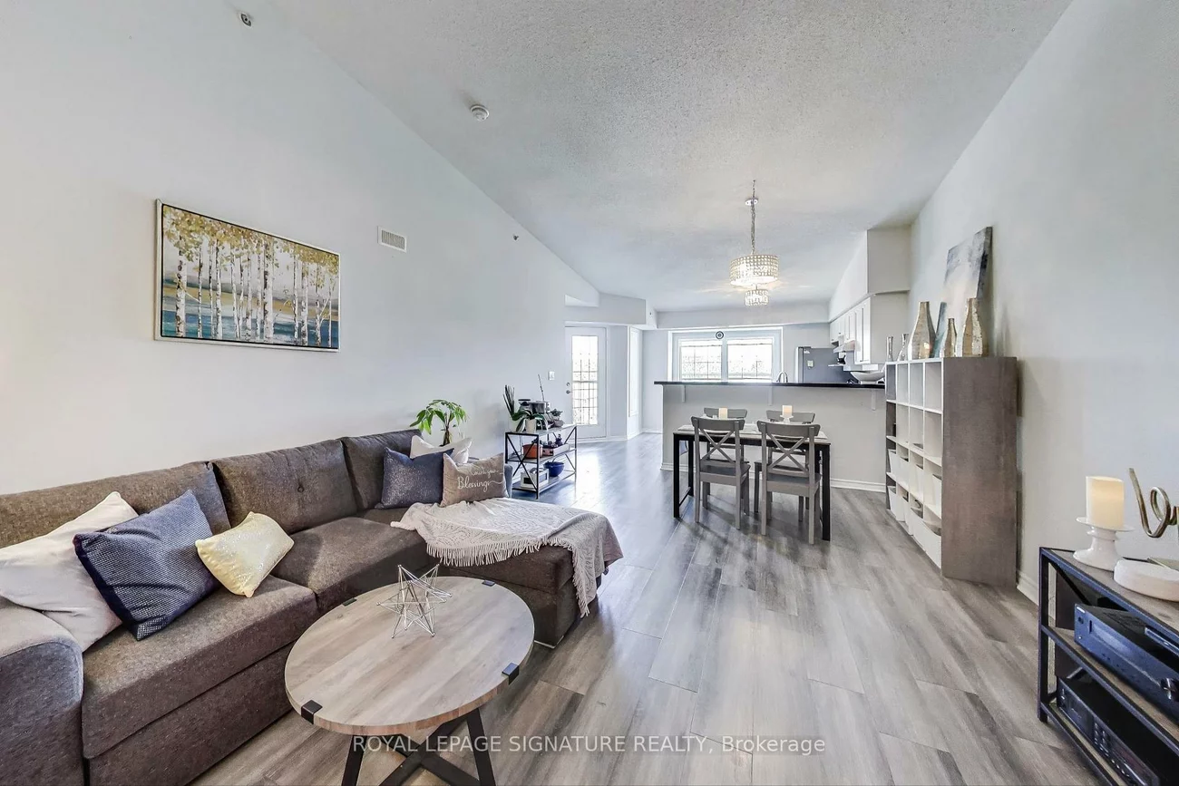 1460, Bishops, 1007 - GA Glen Abbey, Oakville