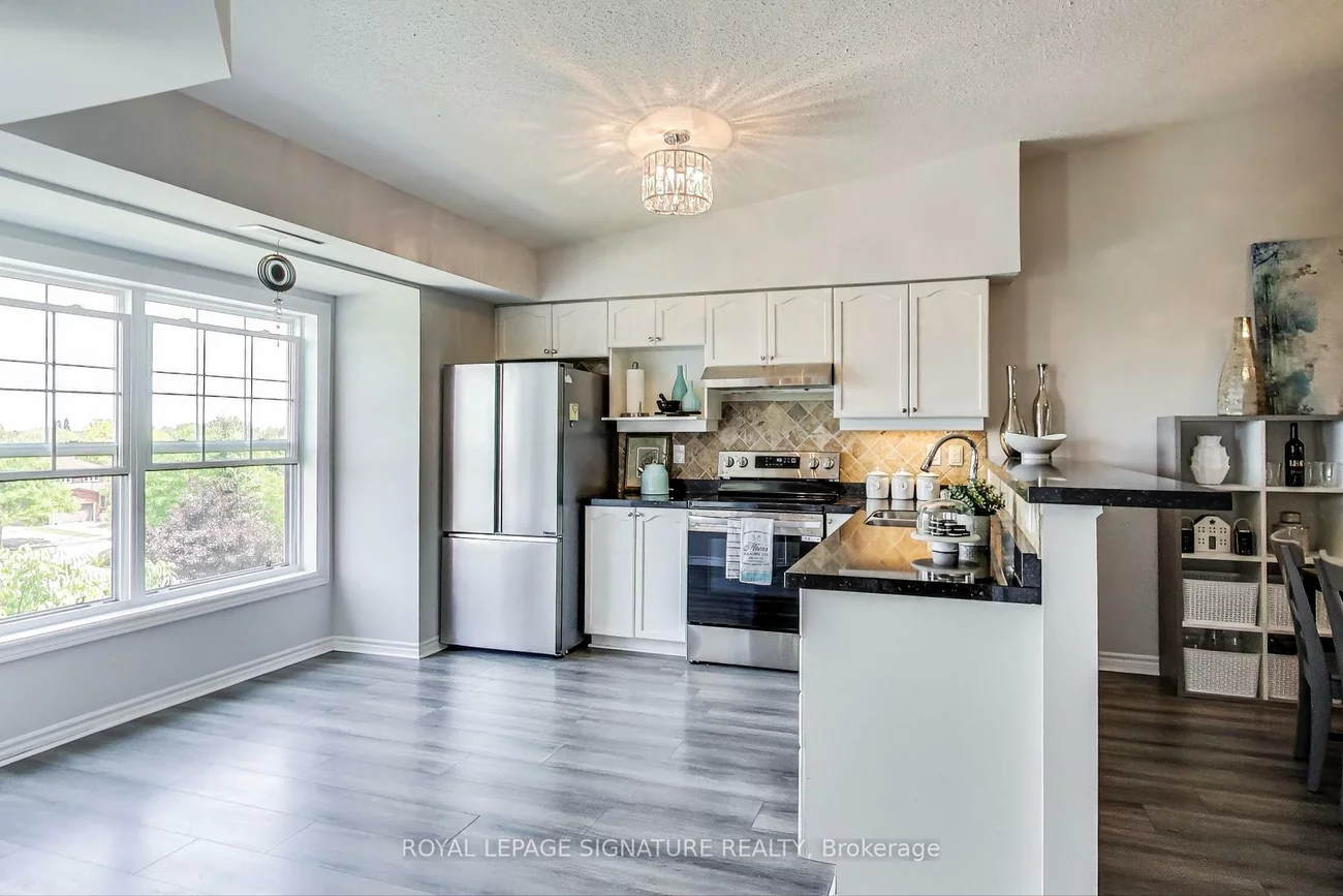 1460, Bishops, 1007 - GA Glen Abbey, Oakville