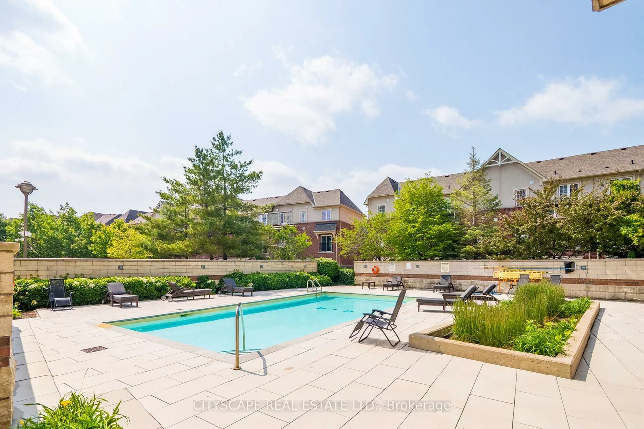 2379, Central Park, 1015 - RO River Oaks, Oakville