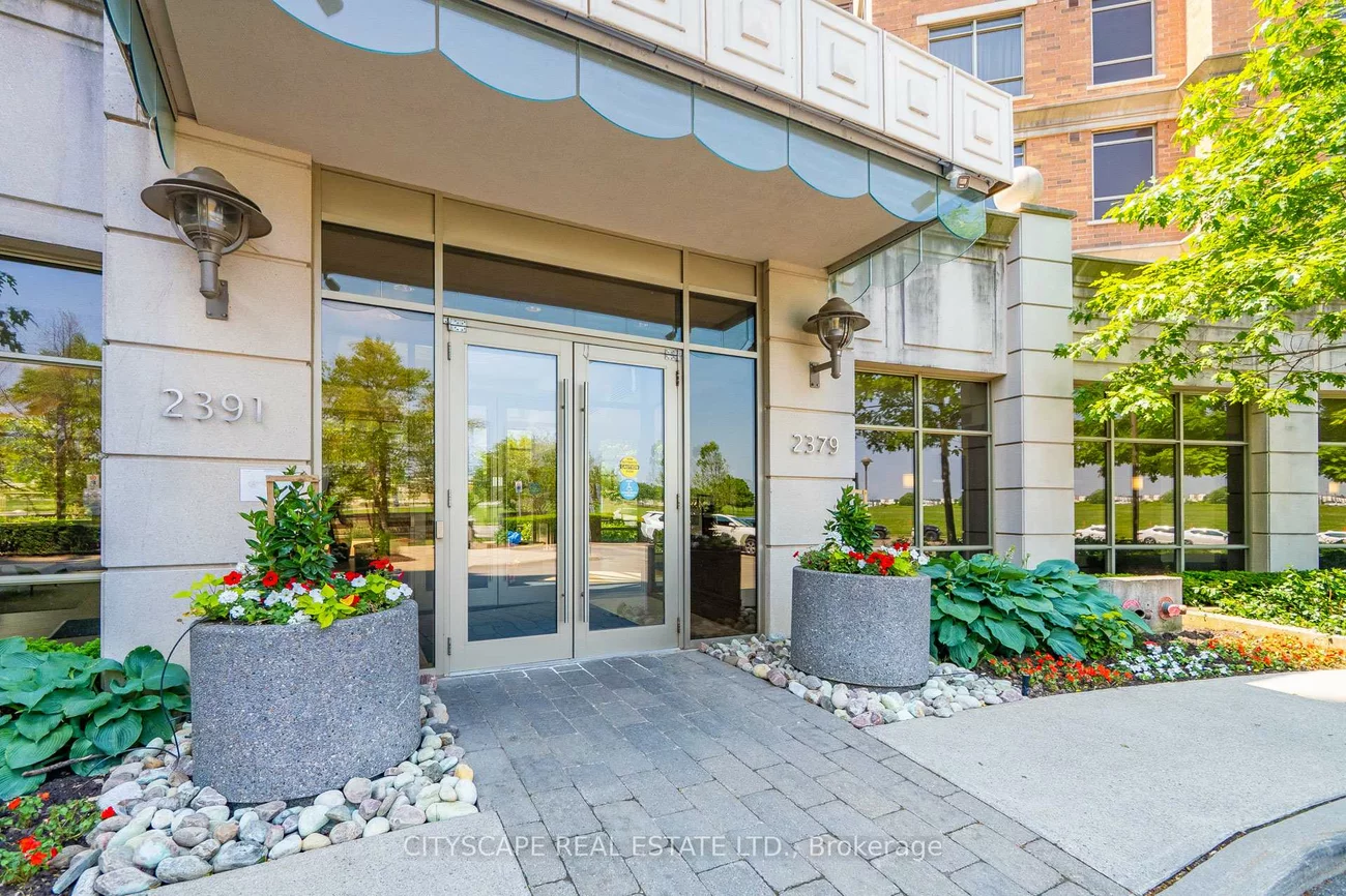 2379, Central Park, 1015 - RO River Oaks, Oakville