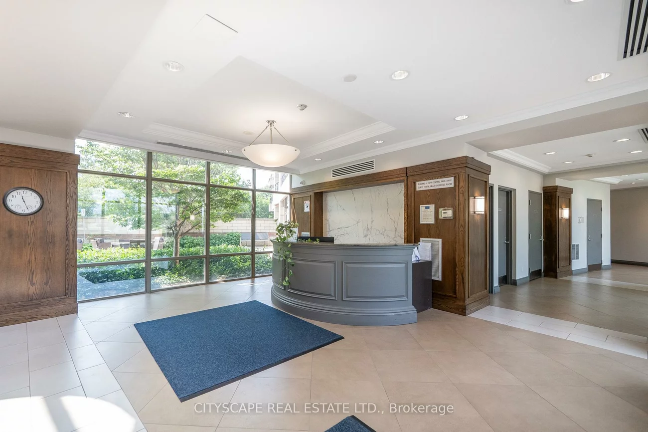 2379, Central Park, 1015 - RO River Oaks, Oakville