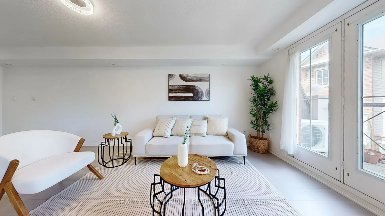 2557, Sixth, 1015 - RO River Oaks, Oakville