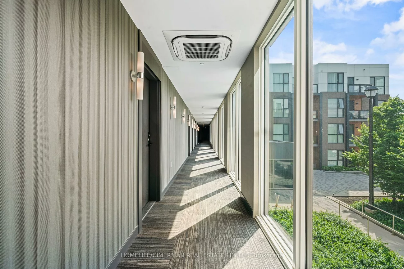 210, Sabina, 1008 - GO Glenorchy, Oakville
