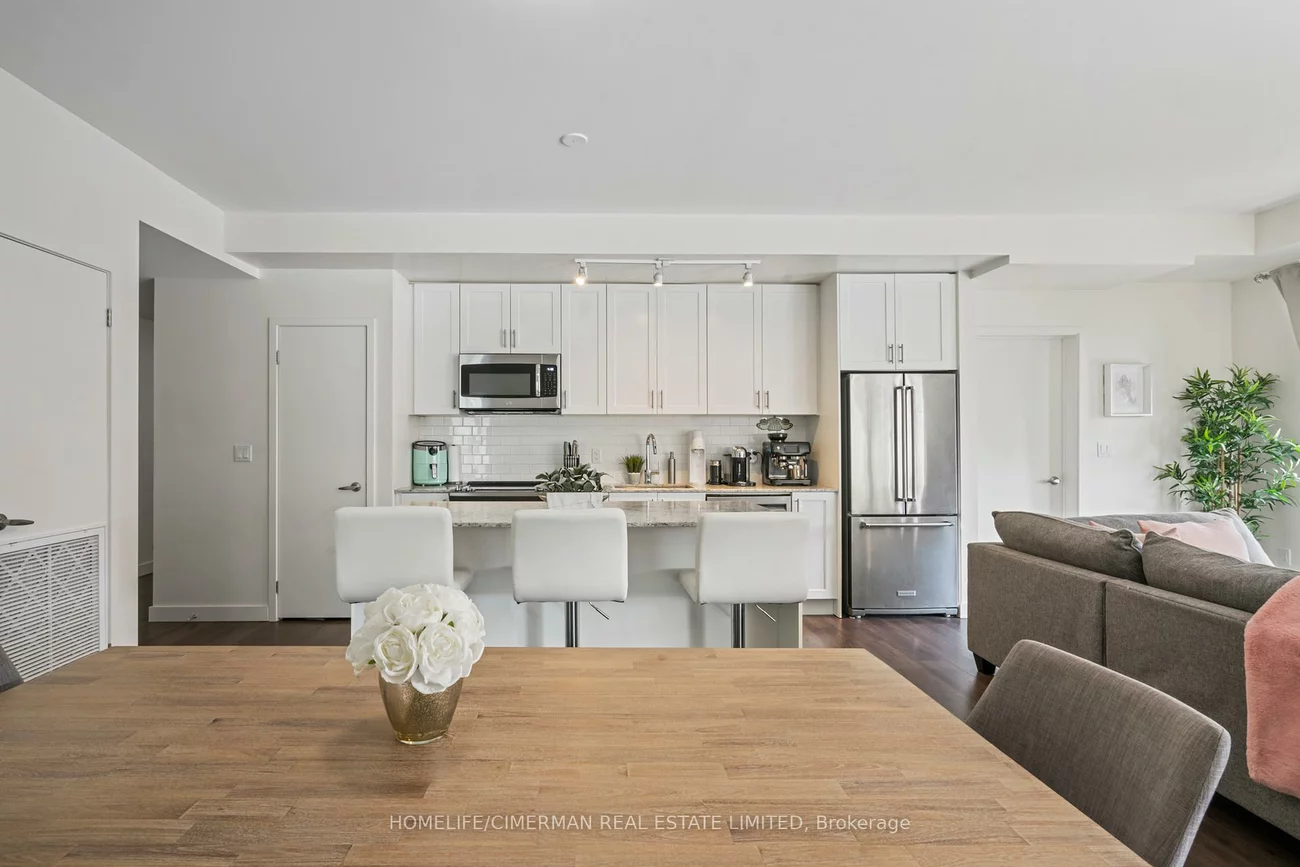 210, Sabina, 1008 - GO Glenorchy, Oakville