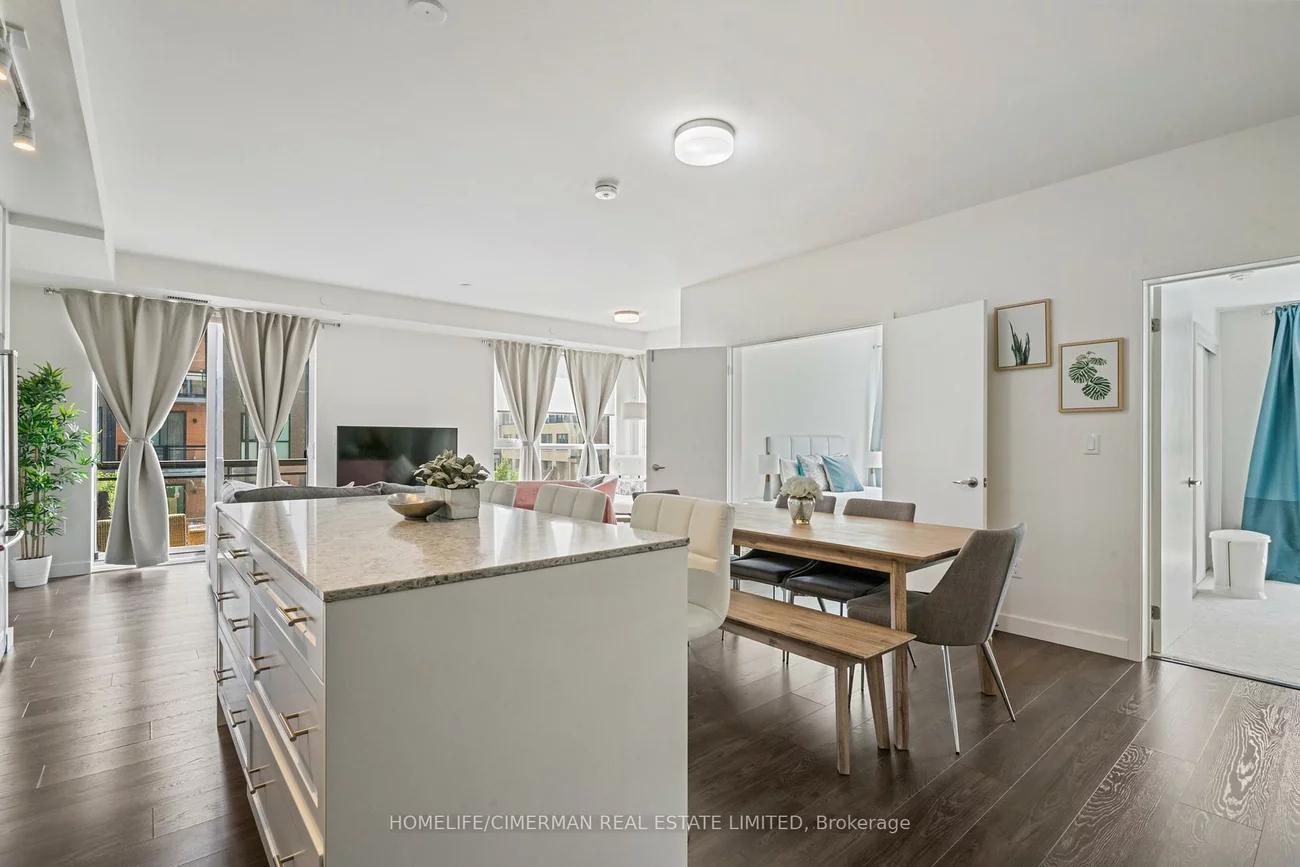 210, Sabina, 1008 - GO Glenorchy, Oakville